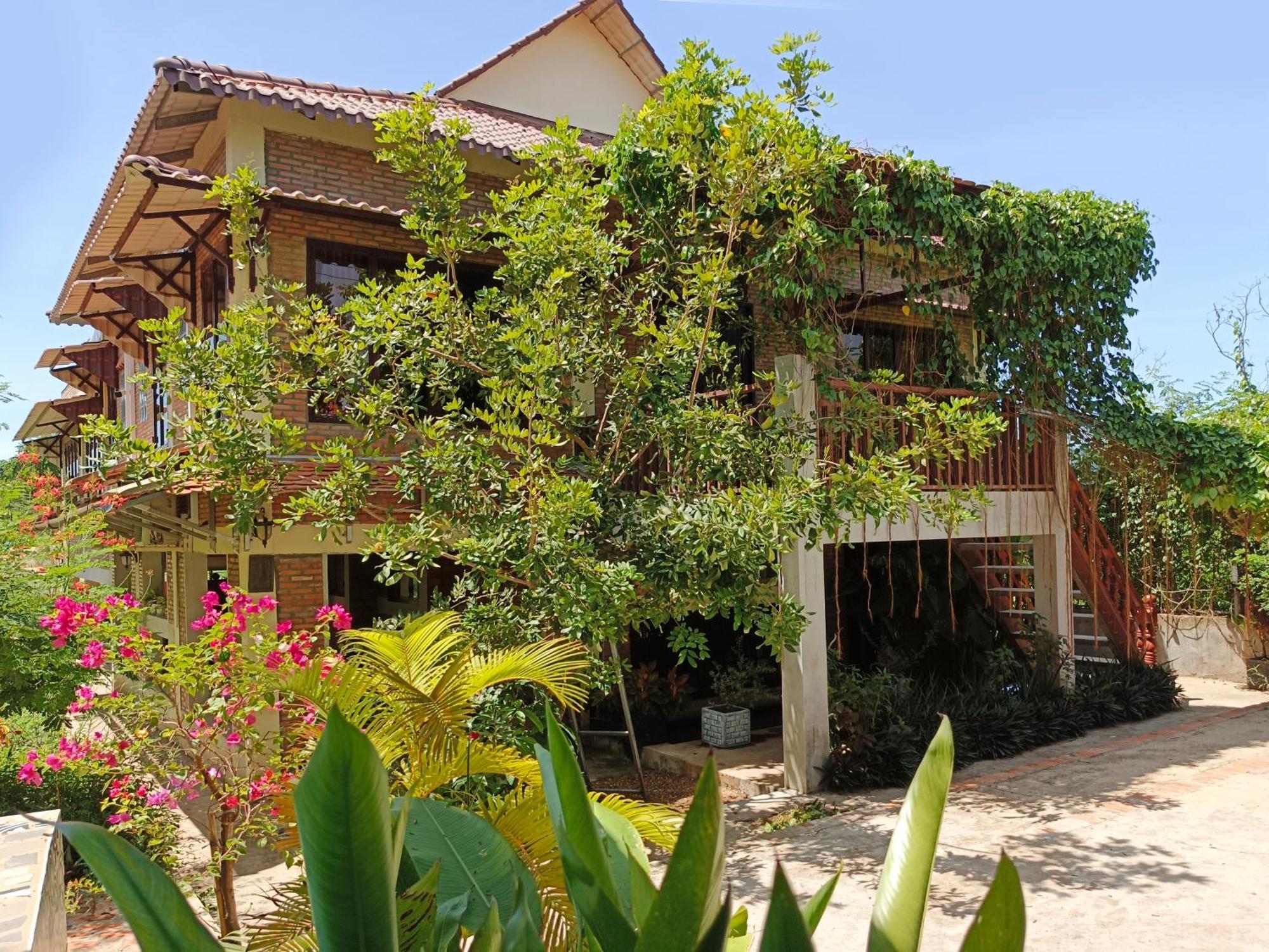 פנום פן Silk Island Homestay מראה חיצוני תמונה