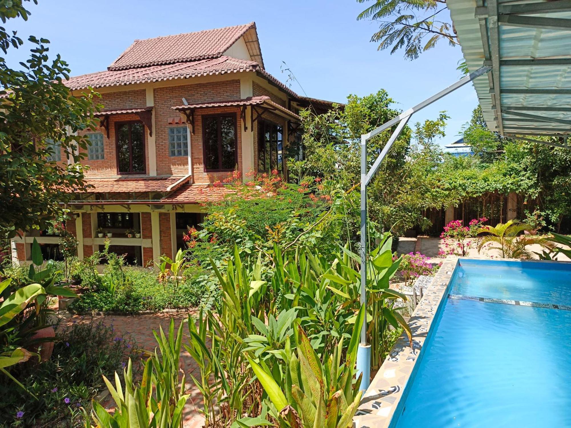 פנום פן Silk Island Homestay מראה חיצוני תמונה